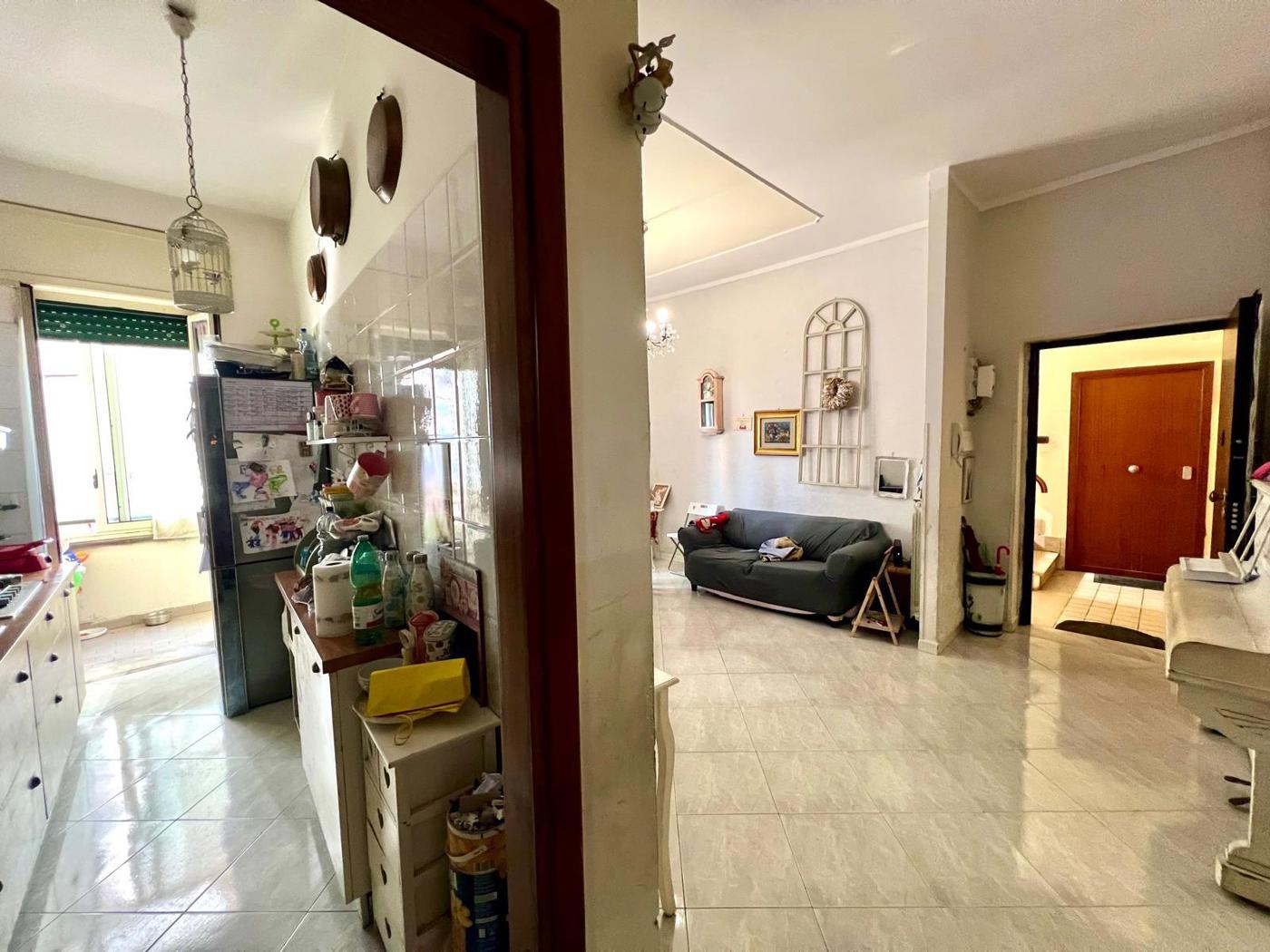 Quadrilocale in vendita a Napoli