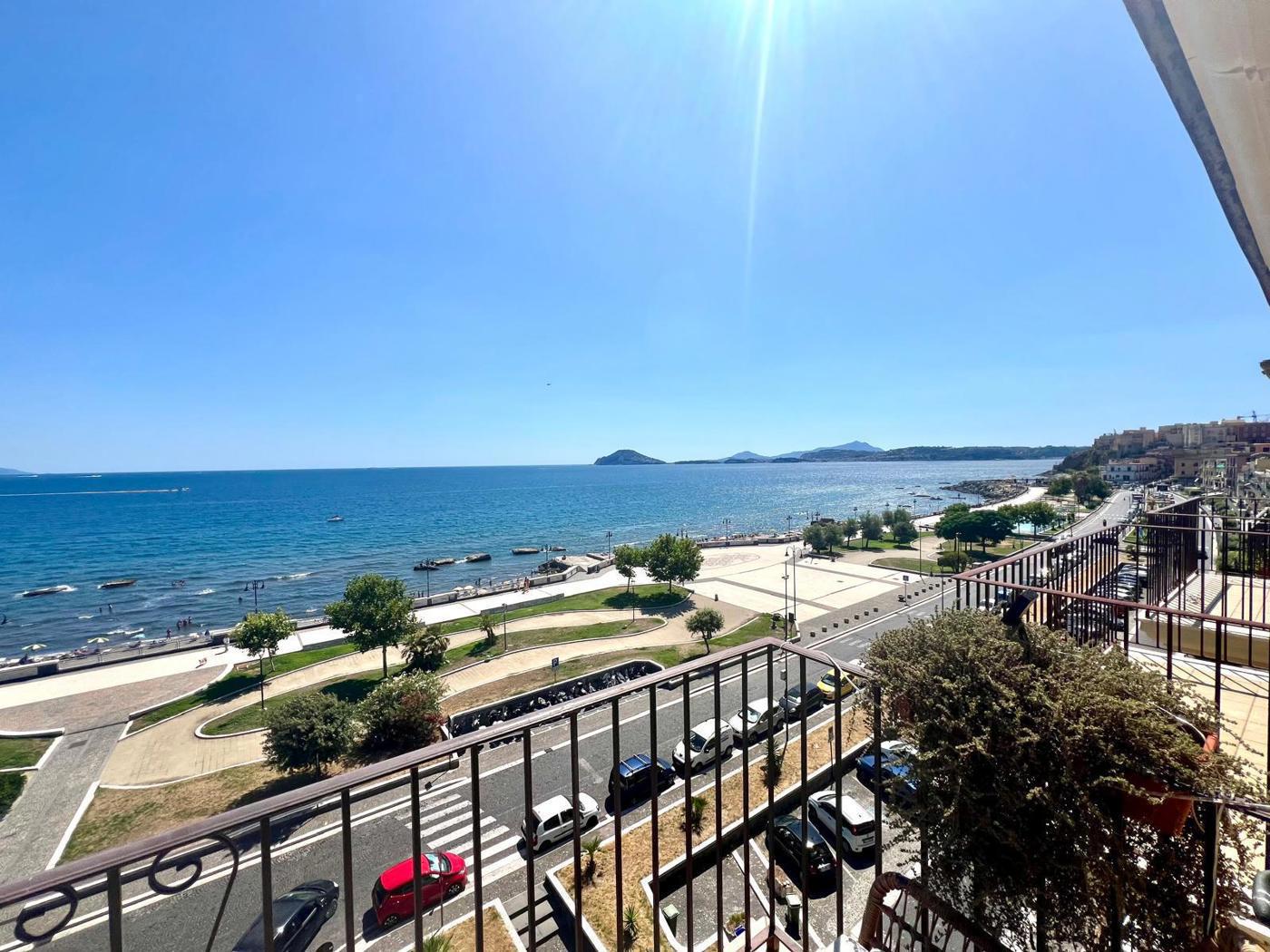 Trilocale in vendita a Pozzuoli