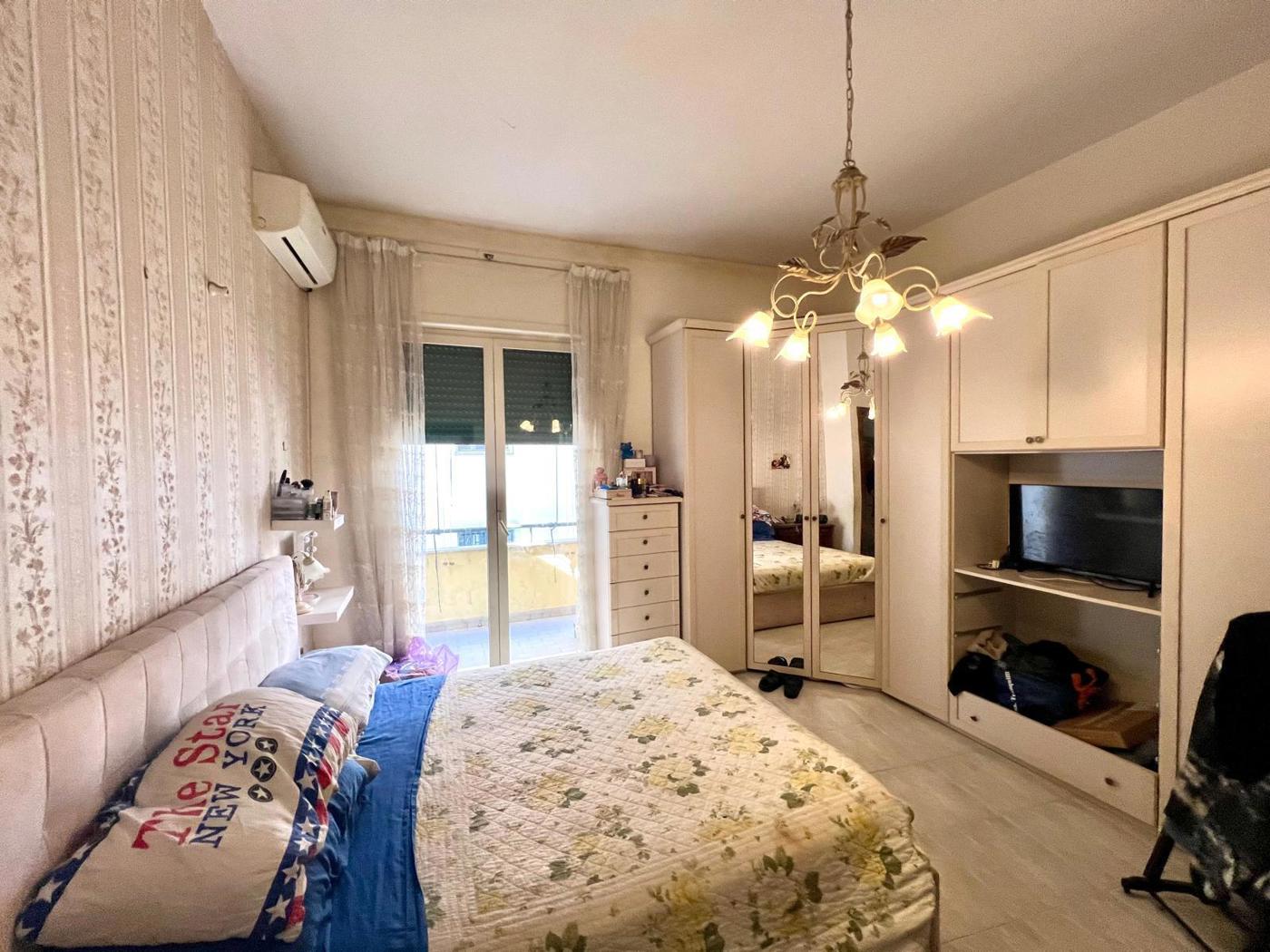 Quadrilocale in vendita a Napoli