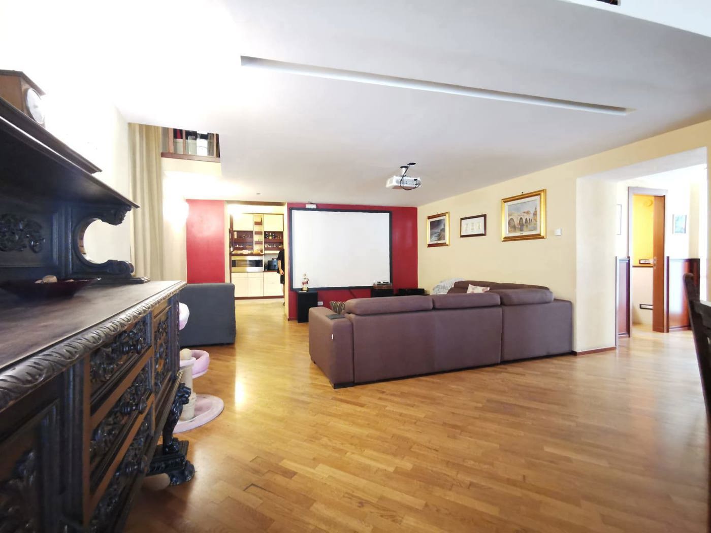 Appartamento in vendita a Napoli