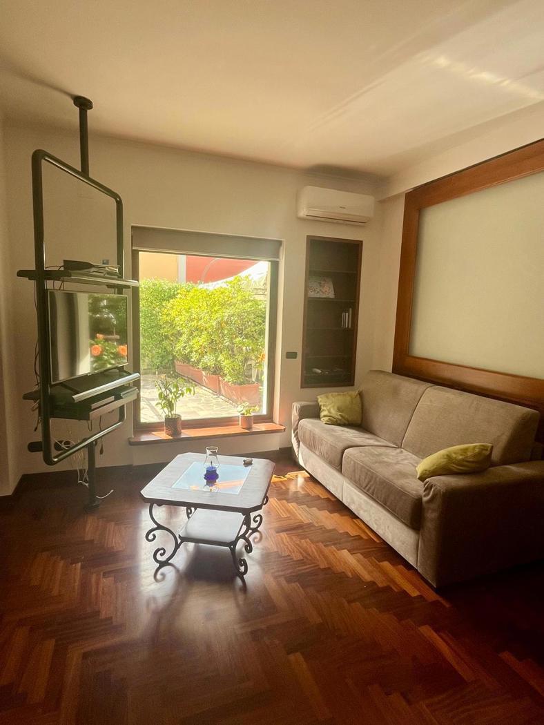 Appartamento arredato in affitto a Pozzuoli