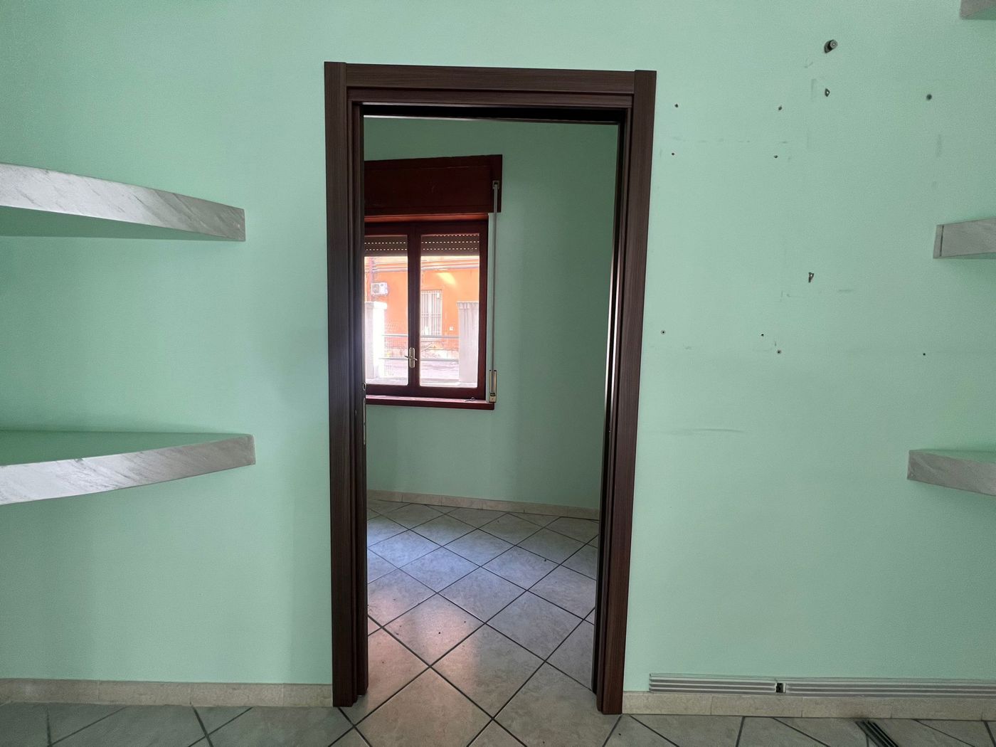 Negozio nuovo a Napoli