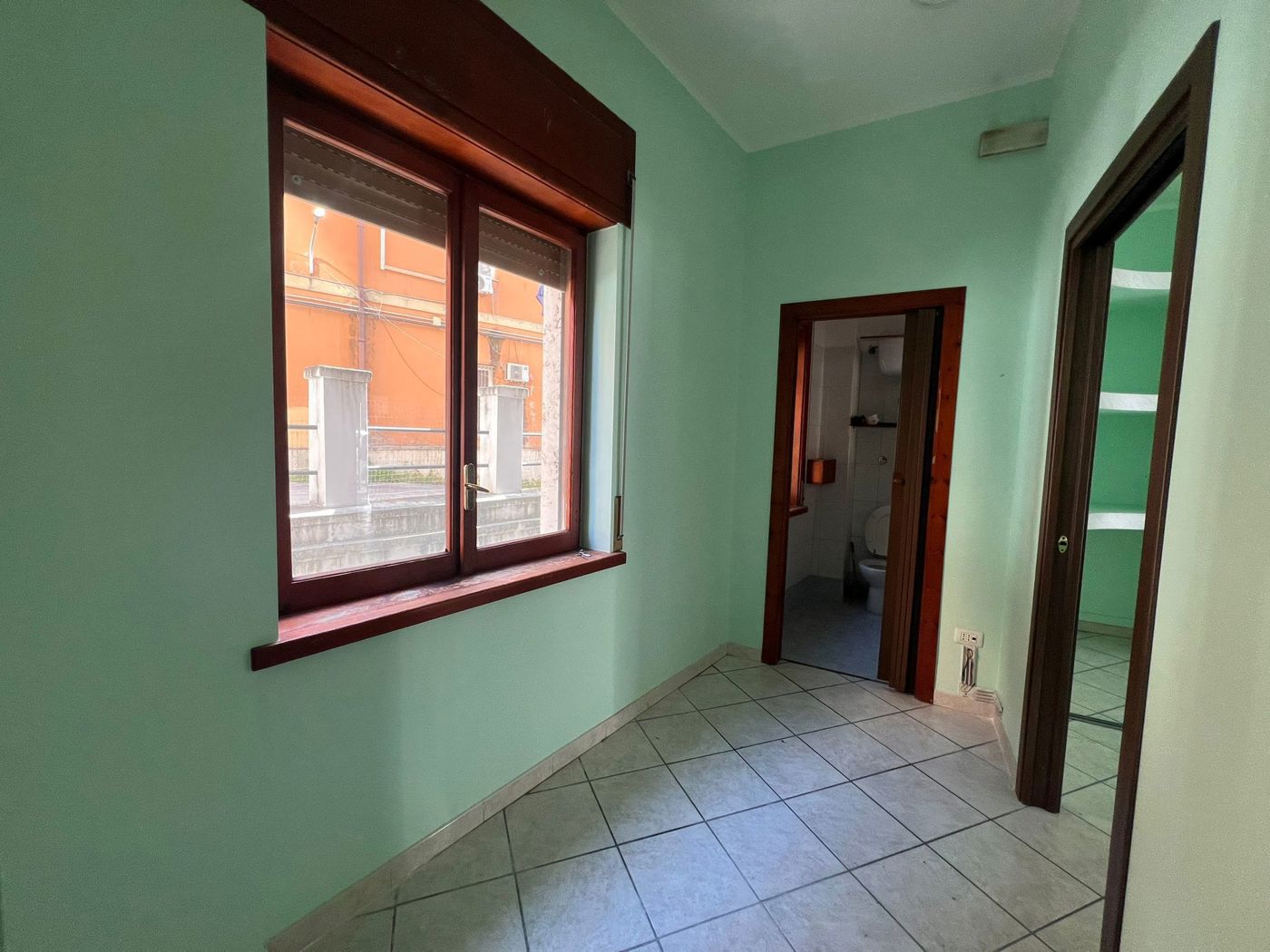 Negozio nuovo a Napoli