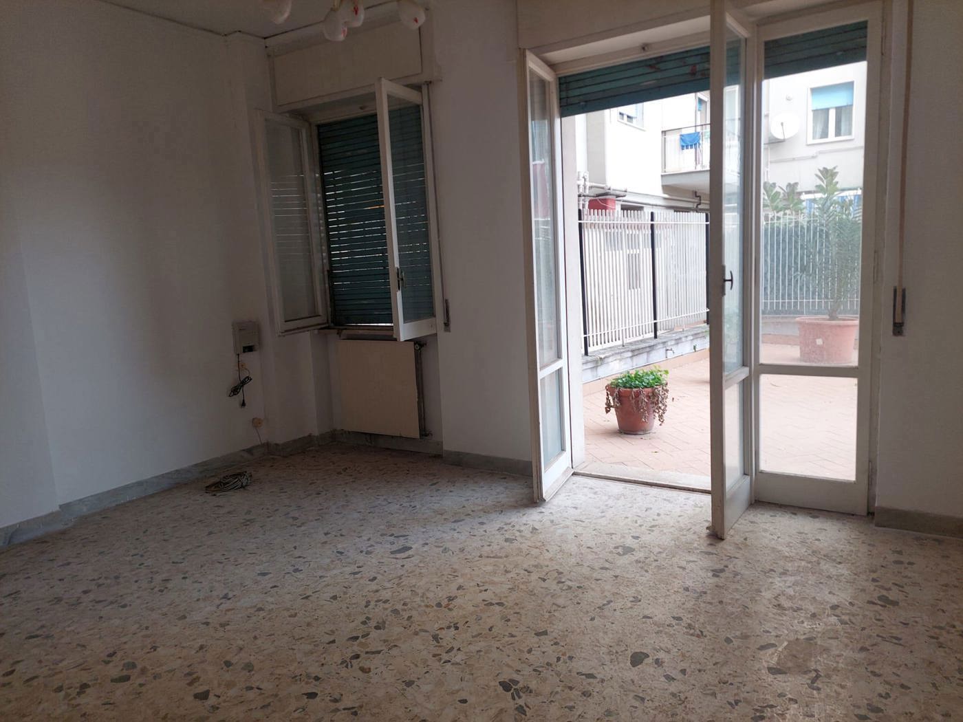 Quadrilocale da ristrutturare a Napoli