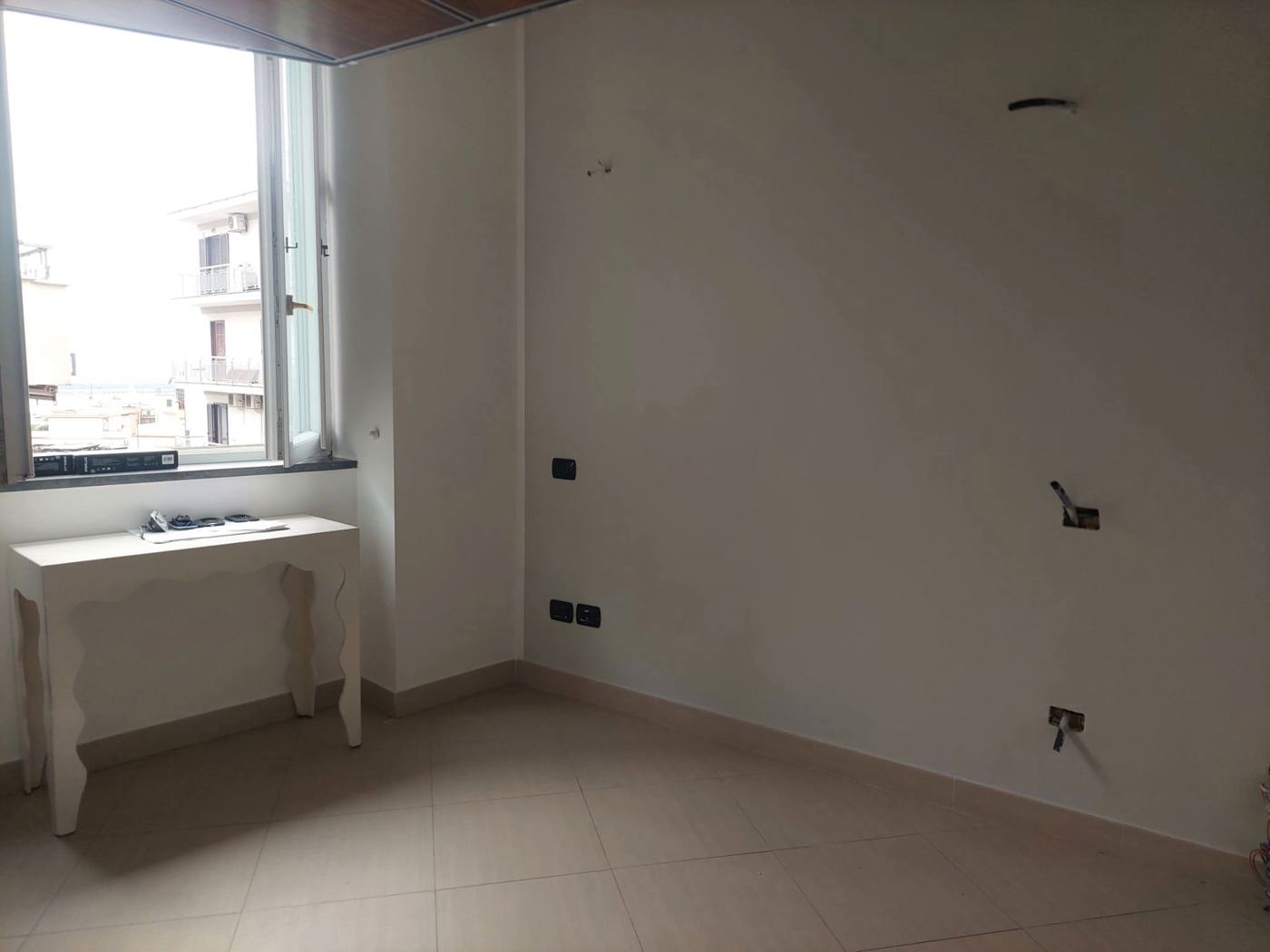 Trilocale arredato in affitto a Pozzuoli