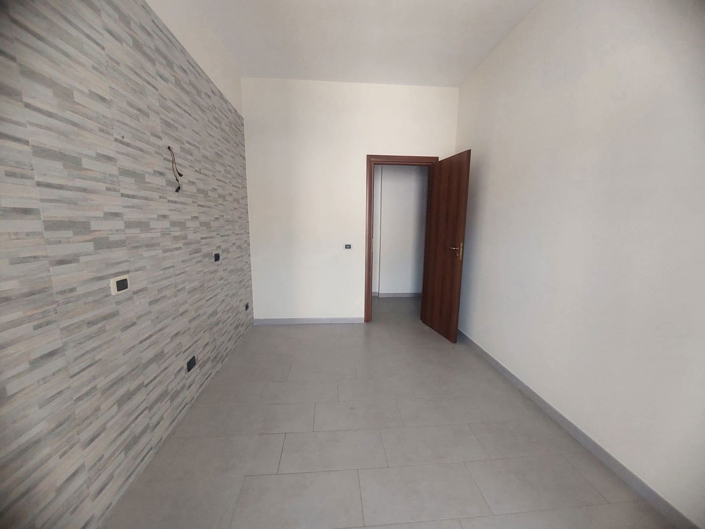 Quadrilocale in affitto a Pozzuoli