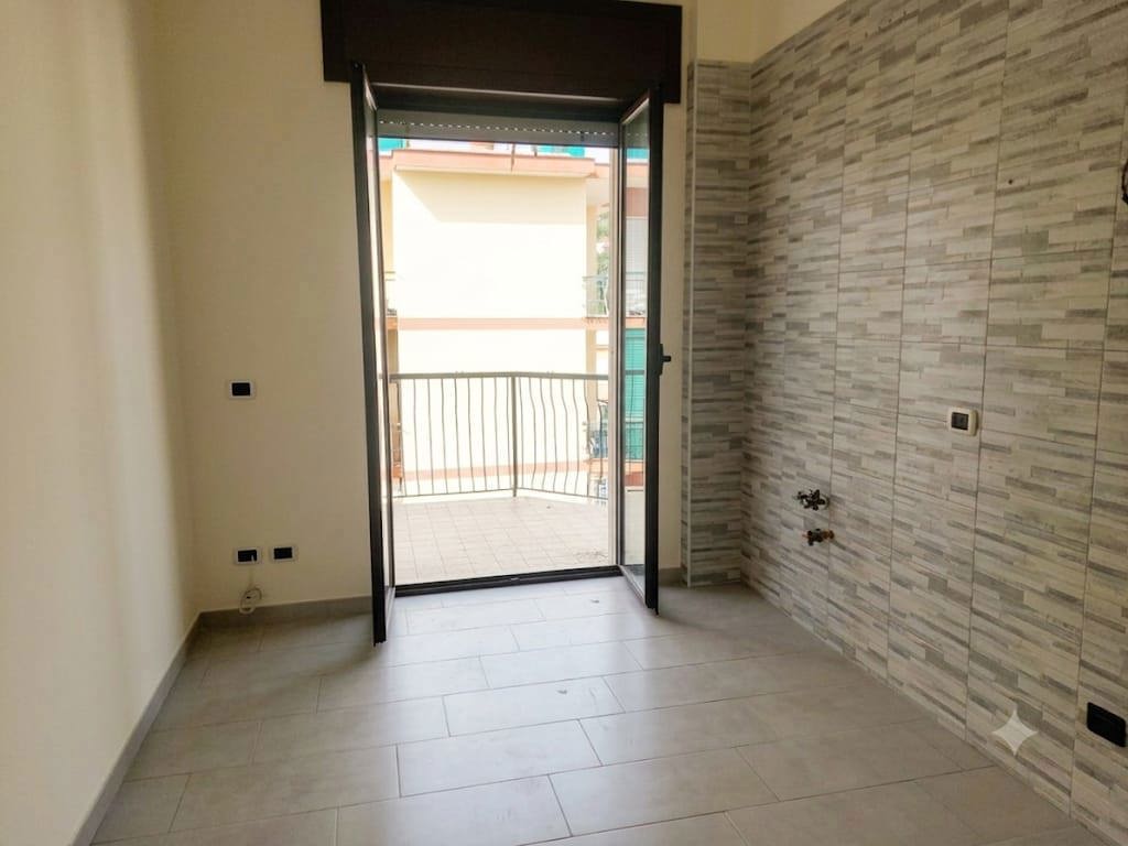 Quadrilocale in affitto a Pozzuoli