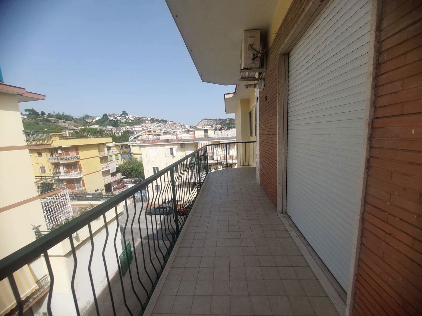 Quadrilocale in affitto a Pozzuoli