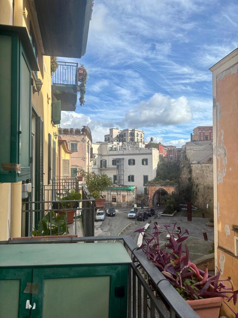 Quadrilocale in affitto a Pozzuoli