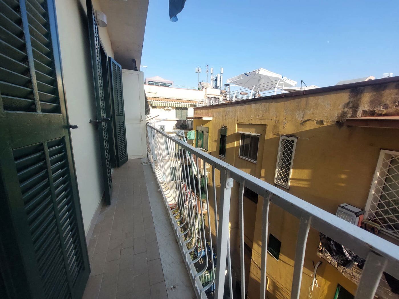 Bilocale arredato in affitto a Pozzuoli
