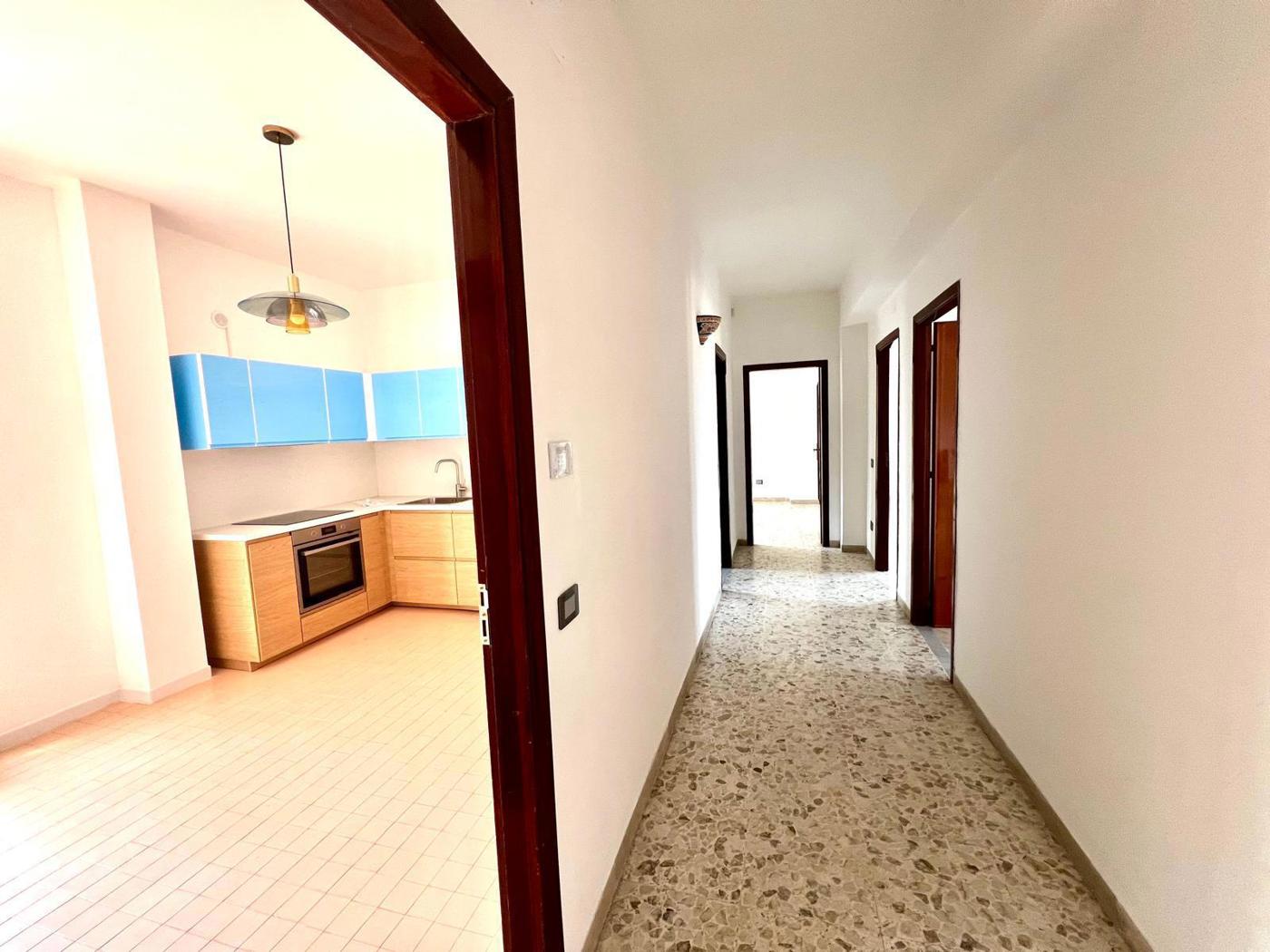 Quadrilocale in affitto a Pozzuoli