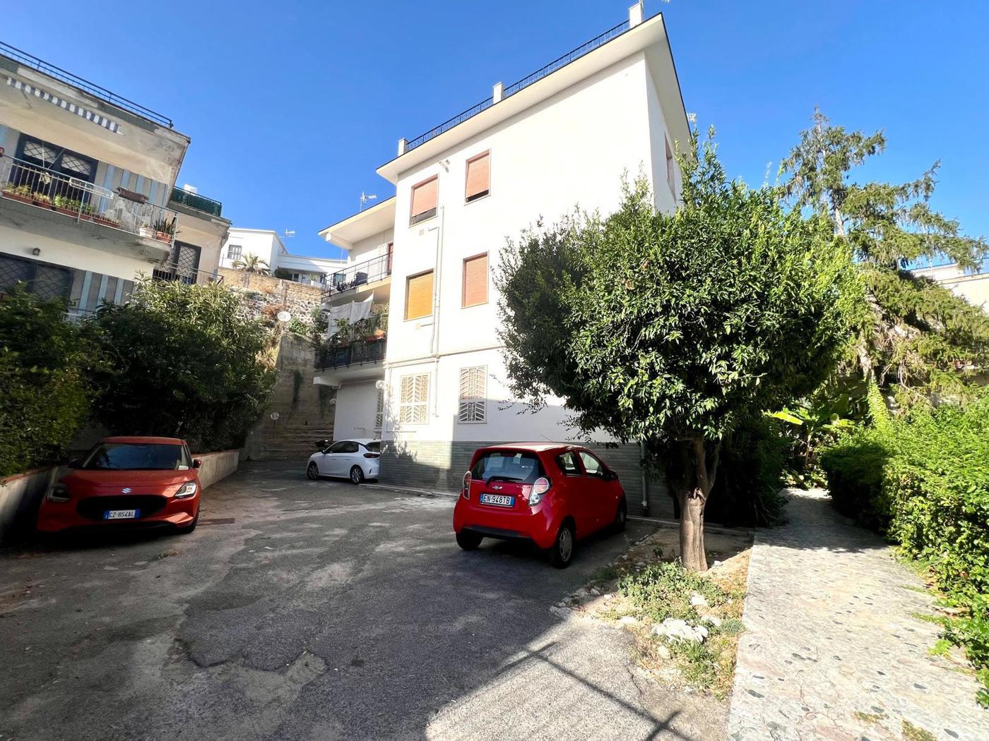 Bilocale in affitto a Pozzuoli