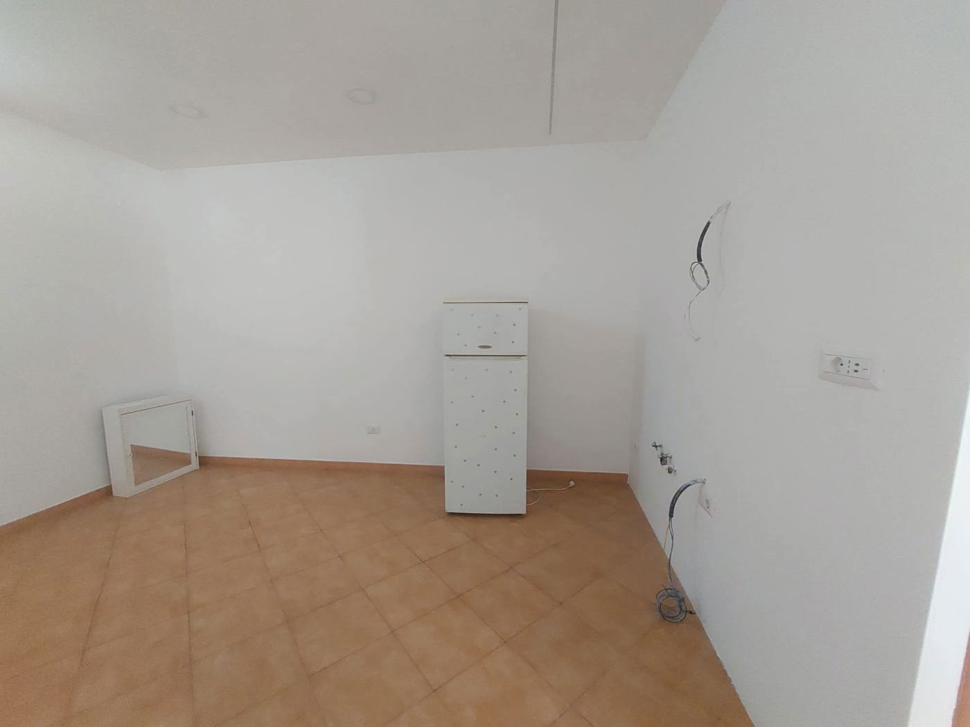 Monolocale arredato in affitto a Pozzuoli