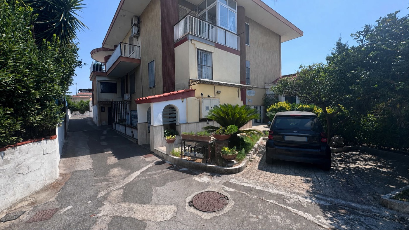 Villa in affitto a Pozzuoli