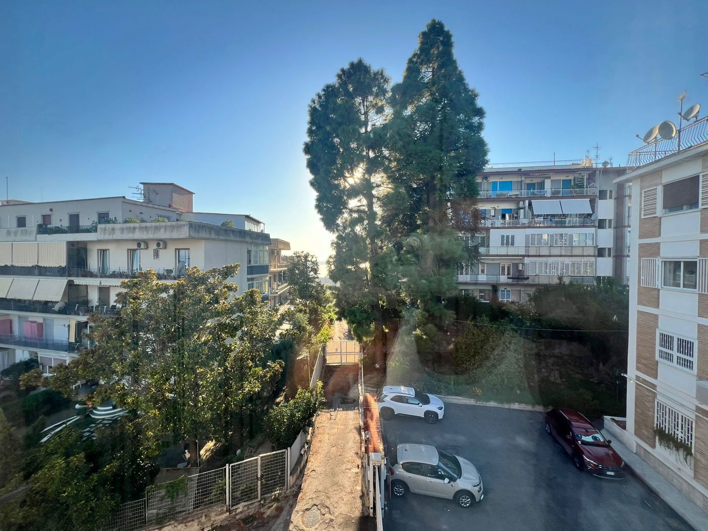 Trilocale in affitto a Napoli