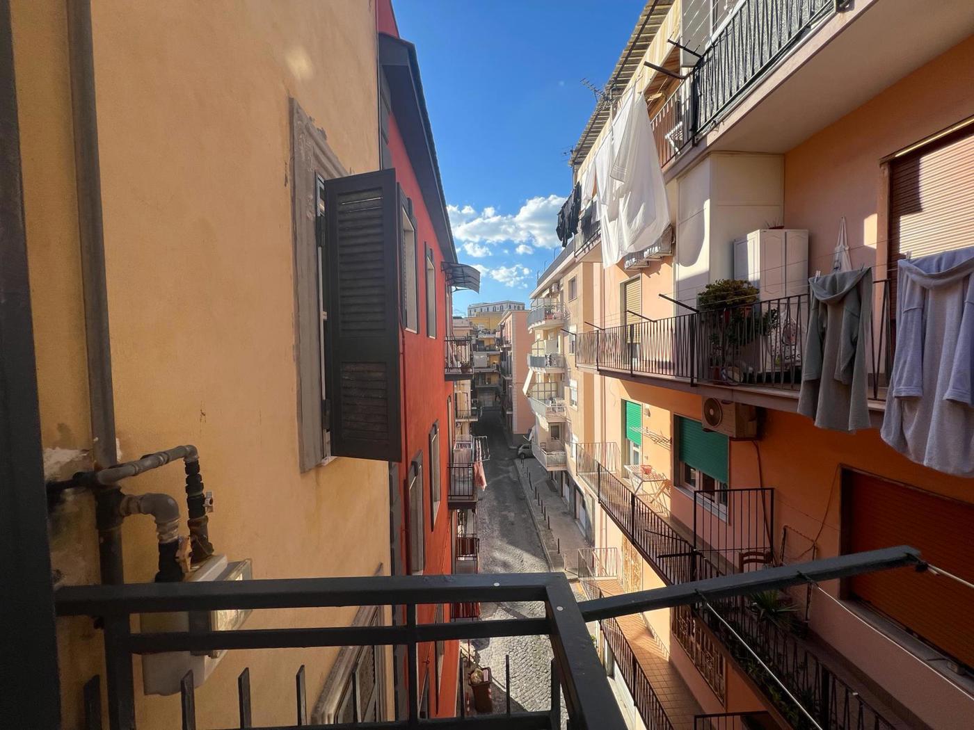 Trilocale in affitto a Pozzuoli