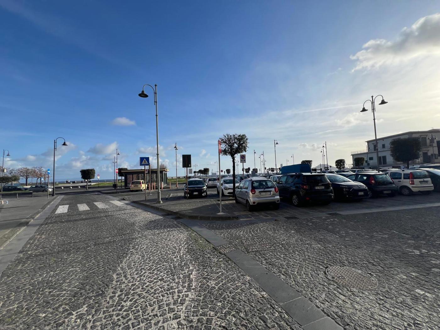 Trilocale in affitto a Pozzuoli