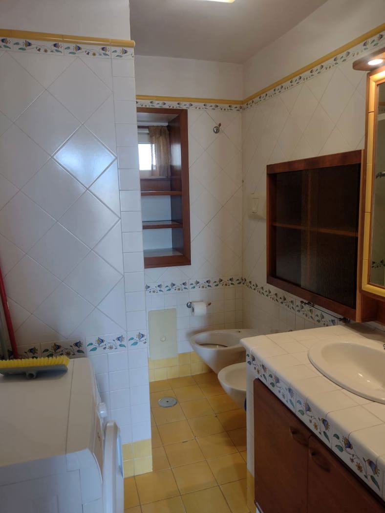 Trilocale in affitto a Pozzuoli