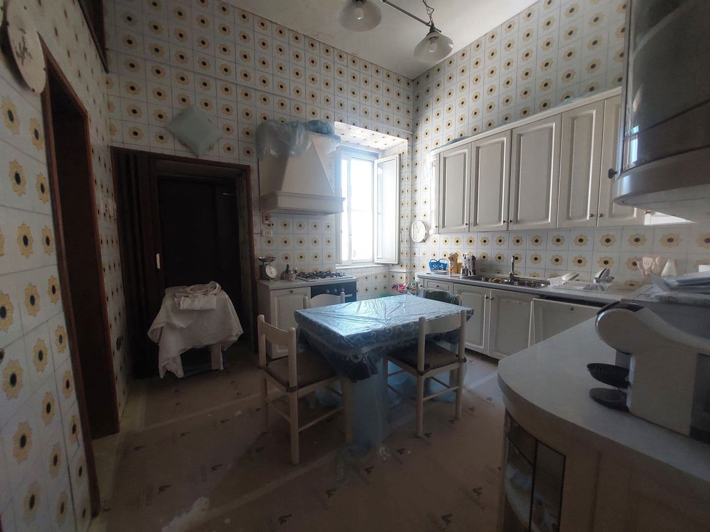Appartamento arredato in affitto a Napoli