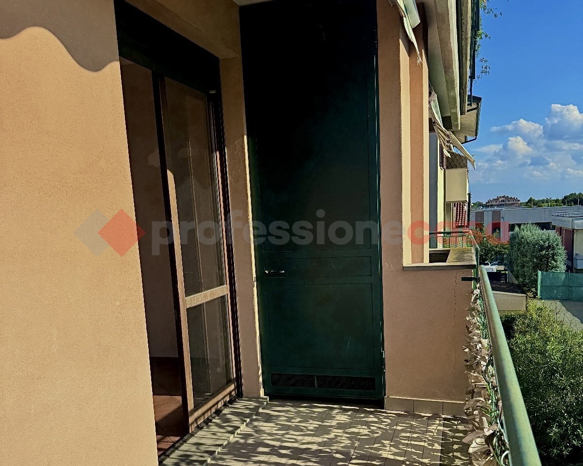 Trilocale con box doppio a Lissone