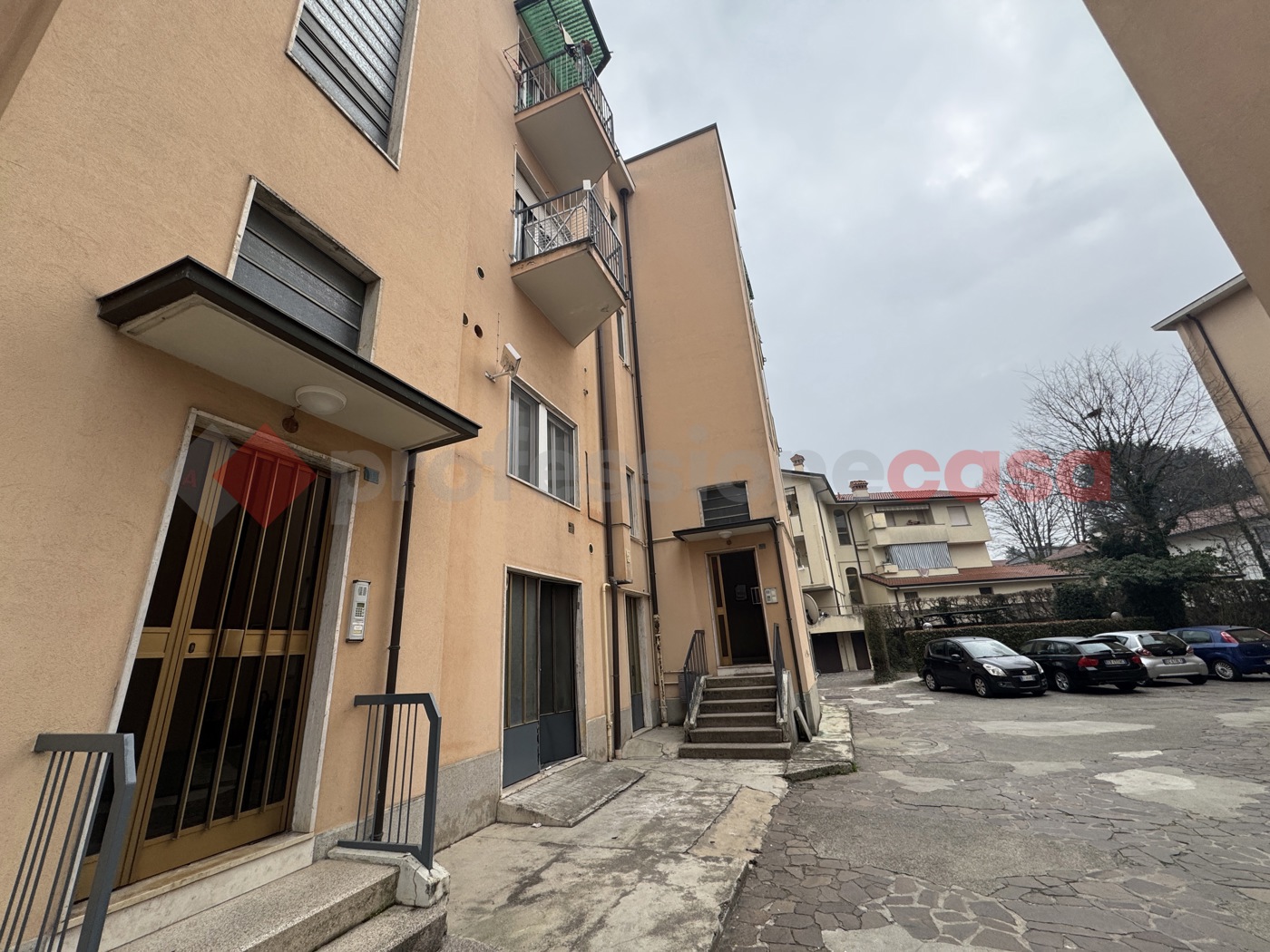 Bilocale in vendita a Carnate