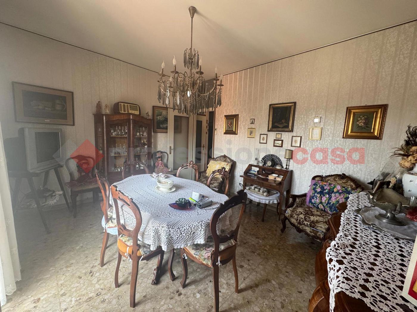Trilocale da ristrutturare a Cinisello Balsamo