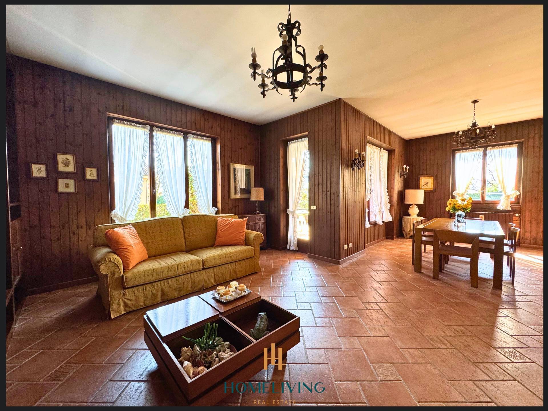 Villa in vendita a Trezzano sul Naviglio