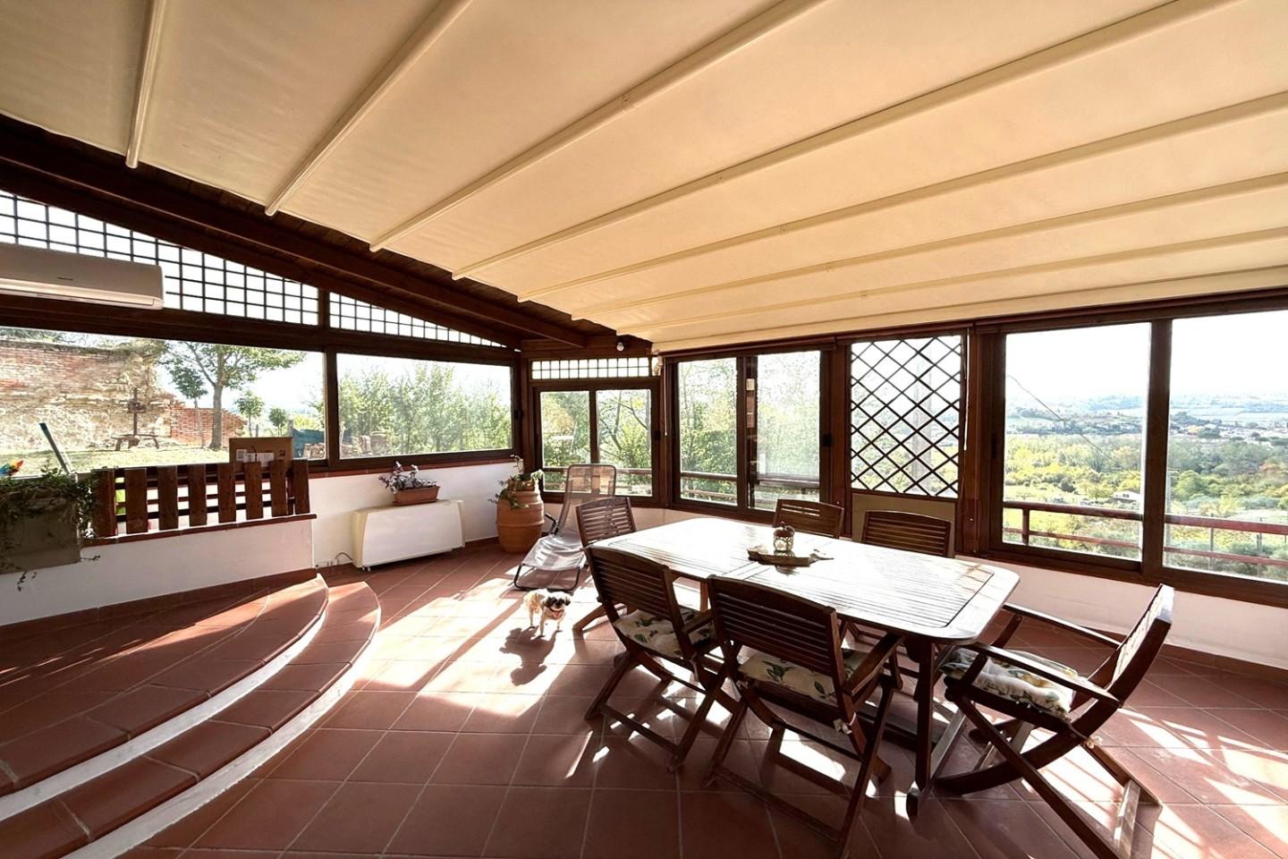 Appartamento con terrazzo a Certaldo