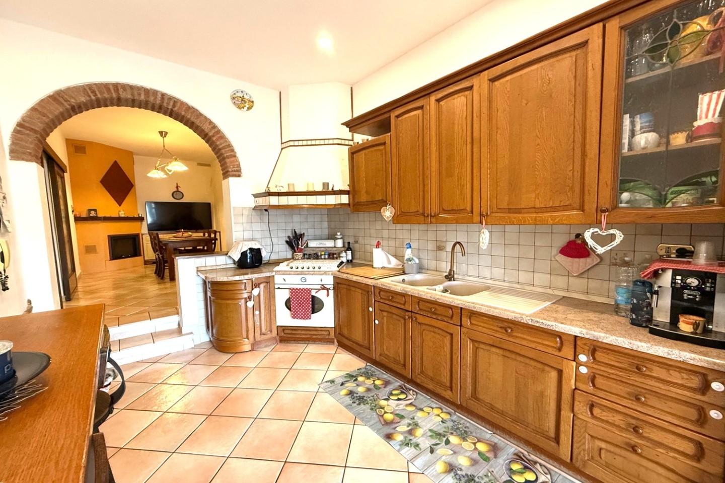 Appartamento con terrazzo a Certaldo