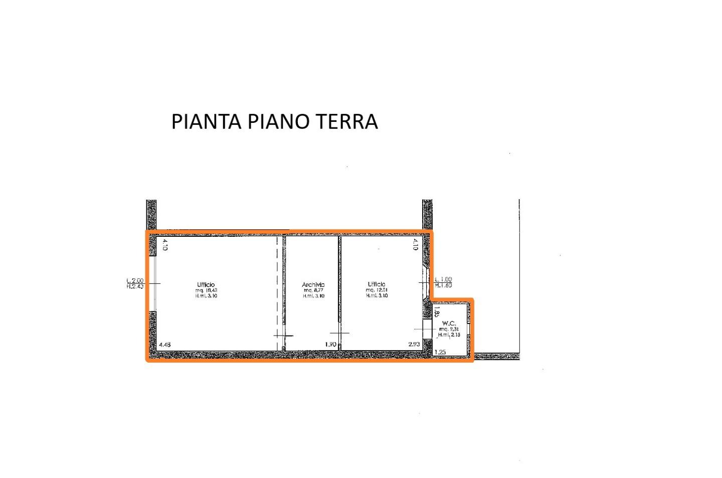 Locale commerciale in vendita a Certaldo