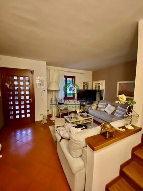 Villa con giardino, Montecatini-Terme zona nord