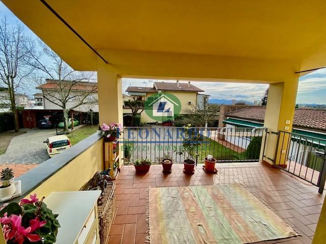 Attico con giardino, Massa e Cozzile traversagna