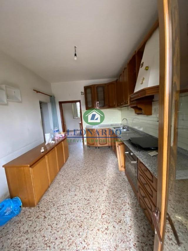 Casa indipendente con giardino, Massa e Cozzile traversagna