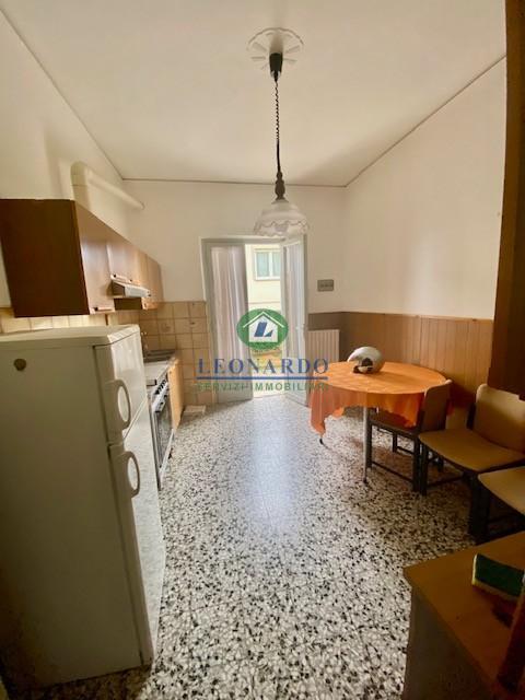 Villa con giardino, Massa e Cozzile margine coperta