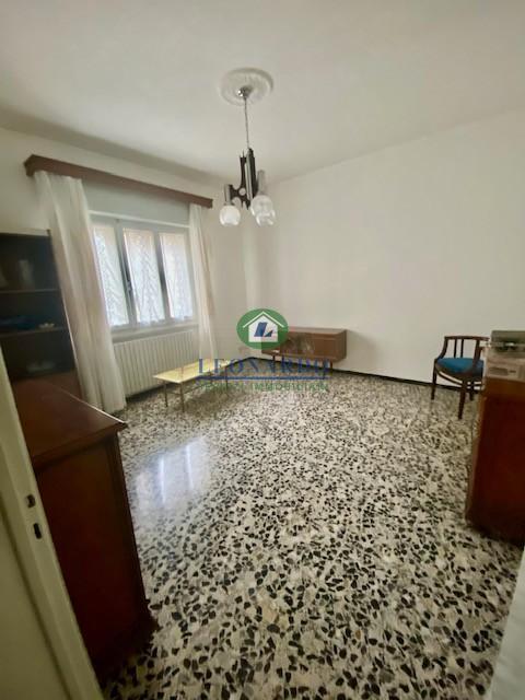 Villa con giardino, Massa e Cozzile margine coperta