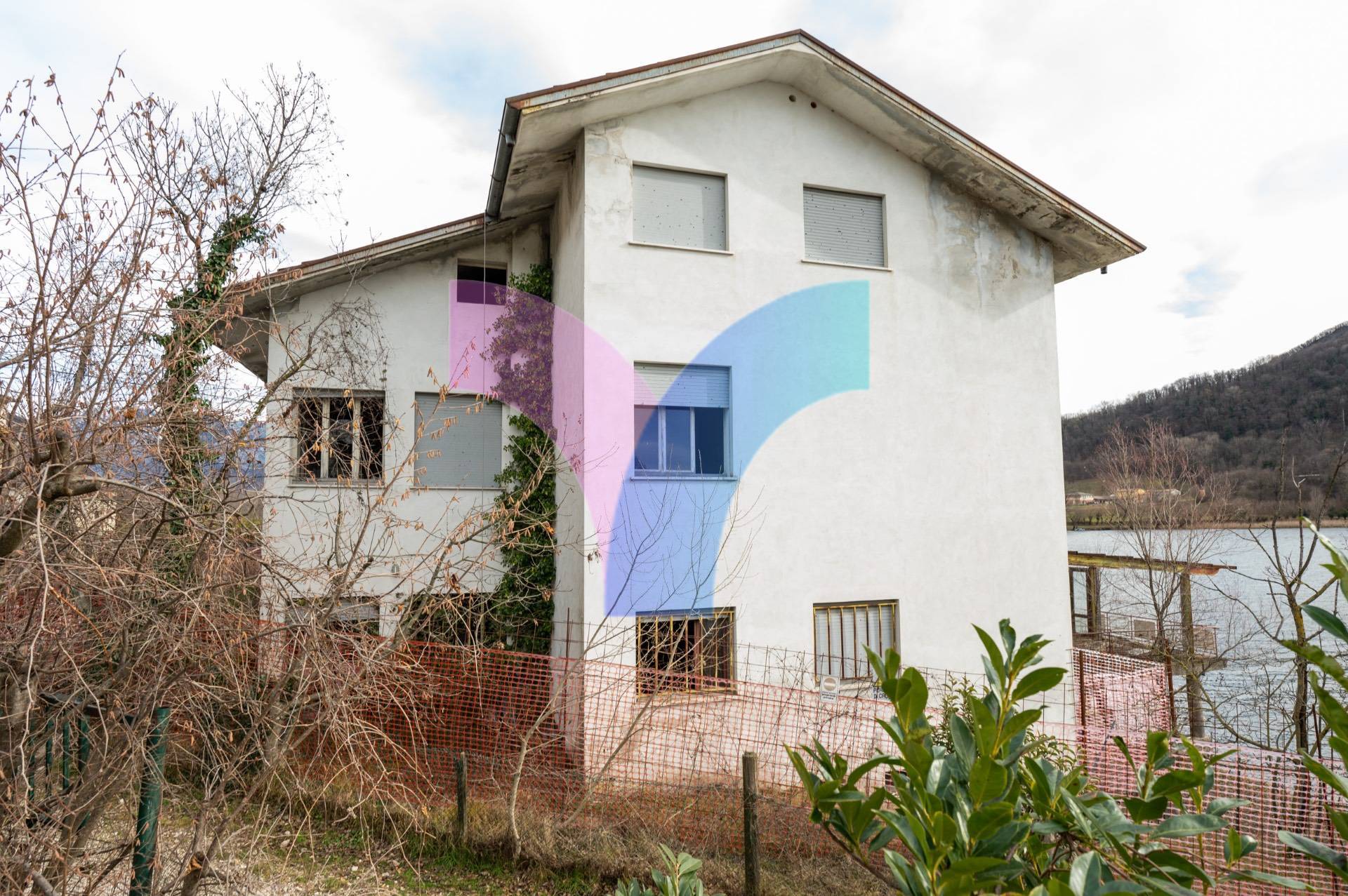 Casa singola in vendita a Revine Lago, Santa Maria