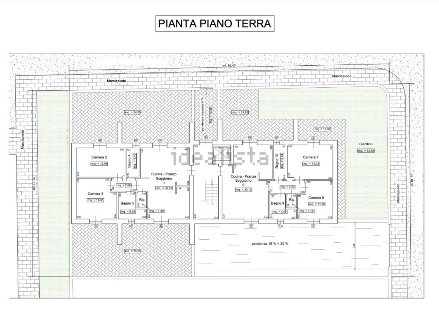 Quadrilocale con terrazzi a Cecina