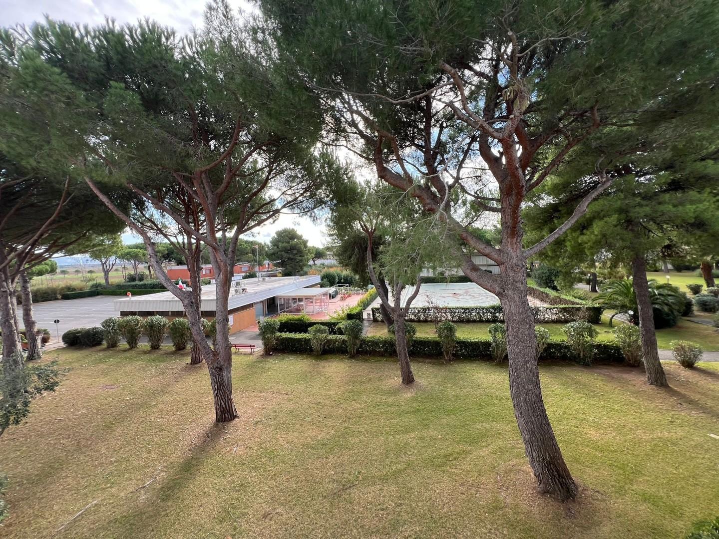 Trilocale con terrazzo, Bibbona marina di