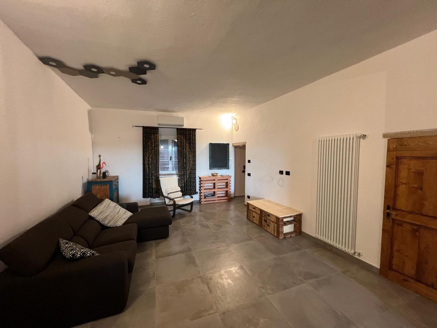 Casa indipendente con terrazzo a Casale Marittimo