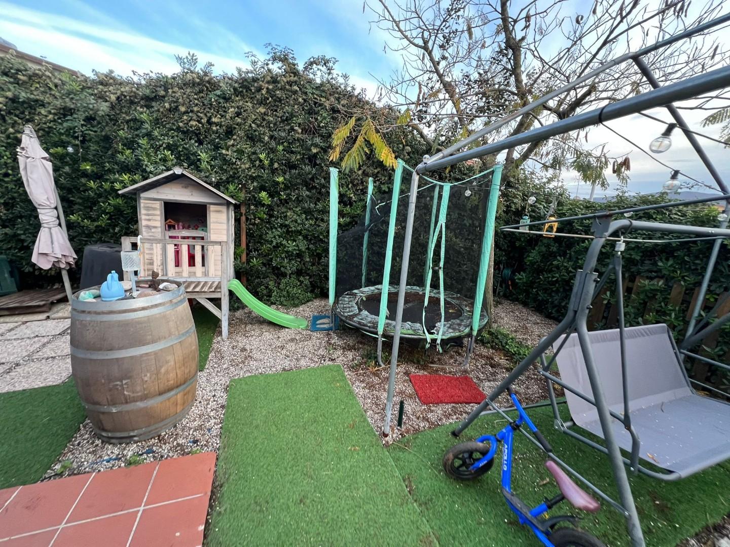 Trilocale con giardino a Guardistallo