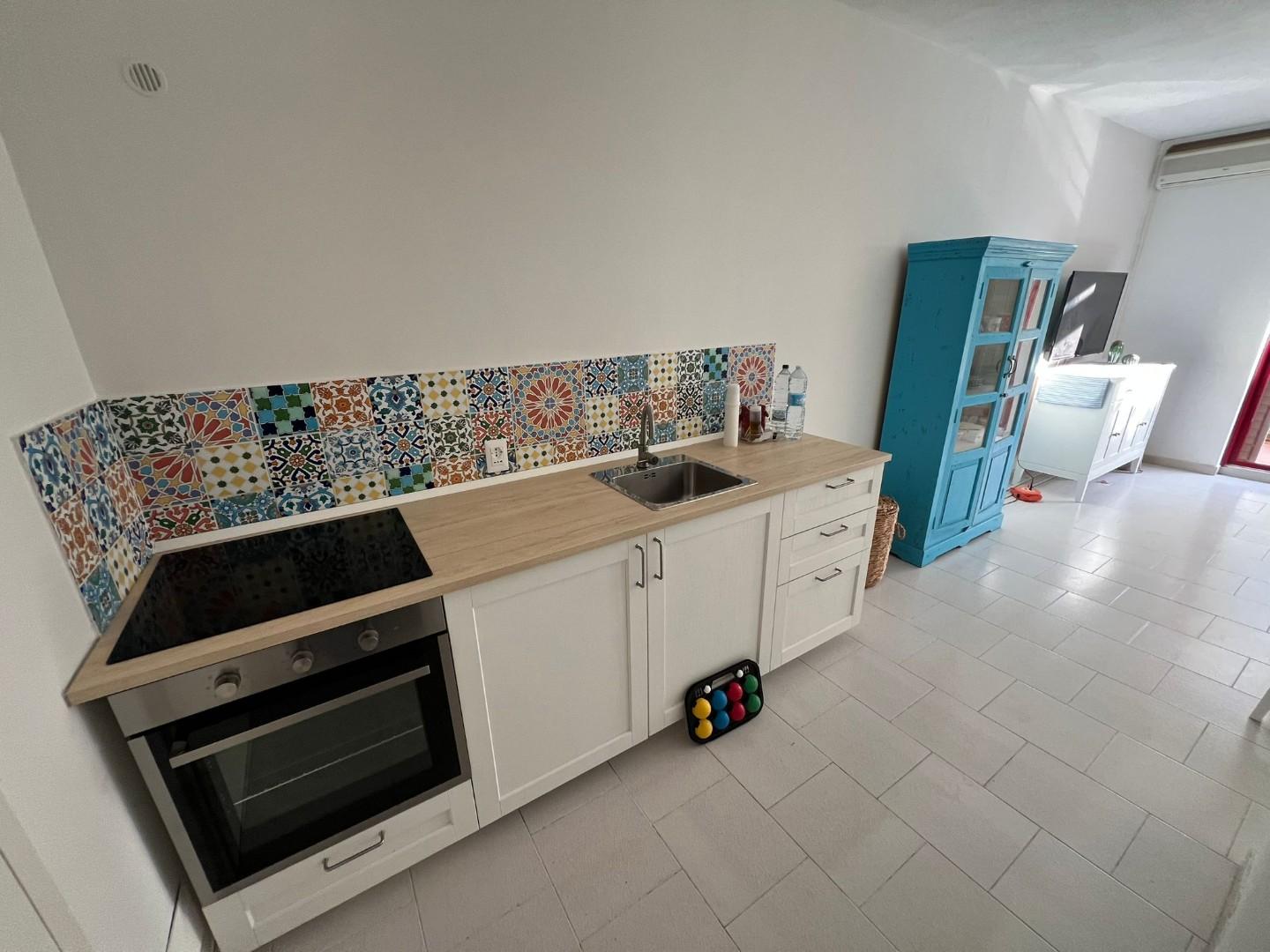 Bilocale con terrazzo, Bibbona marina di