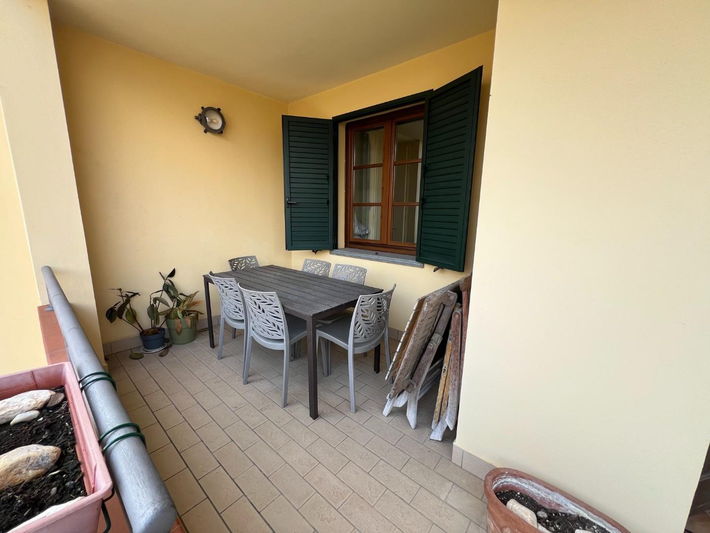 Villa con giardino, Cecina citt� giardino