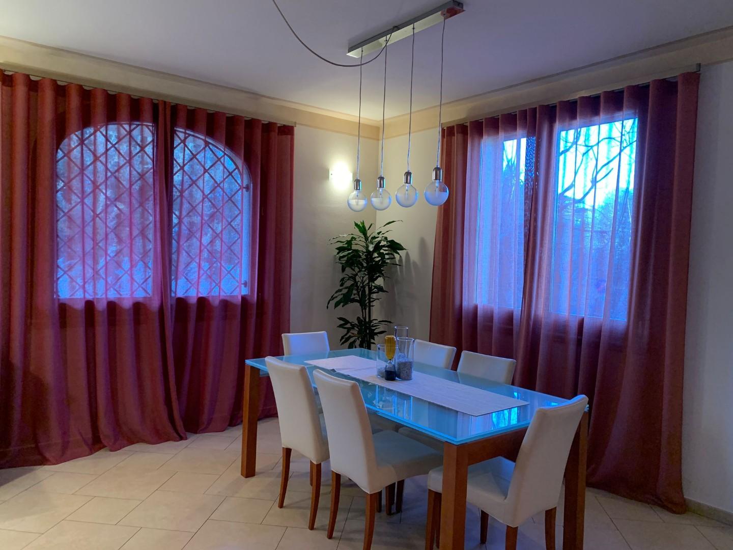 Villa con giardino a Cecina