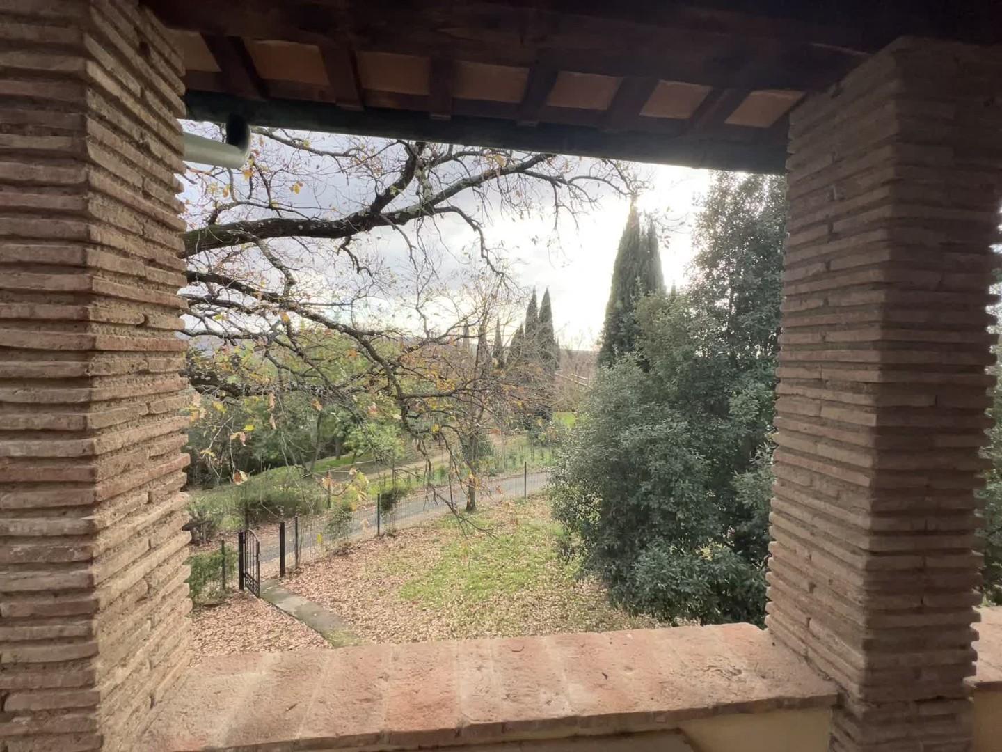 Trilocale con giardino a Riparbella