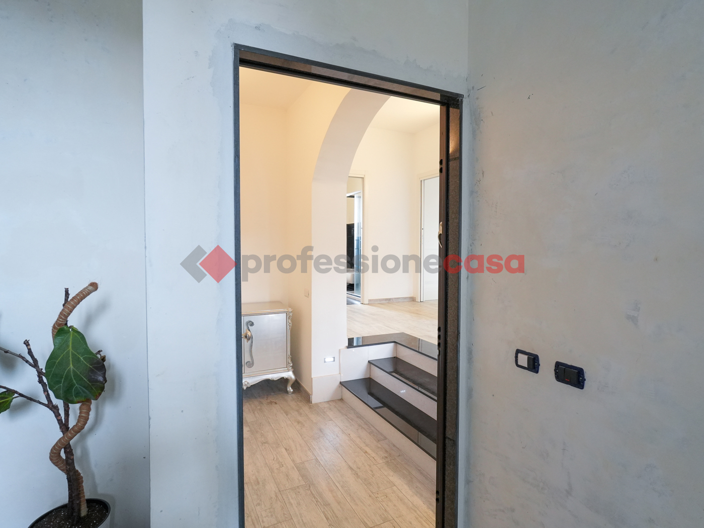 Trilocale arredato in affitto a Albanella