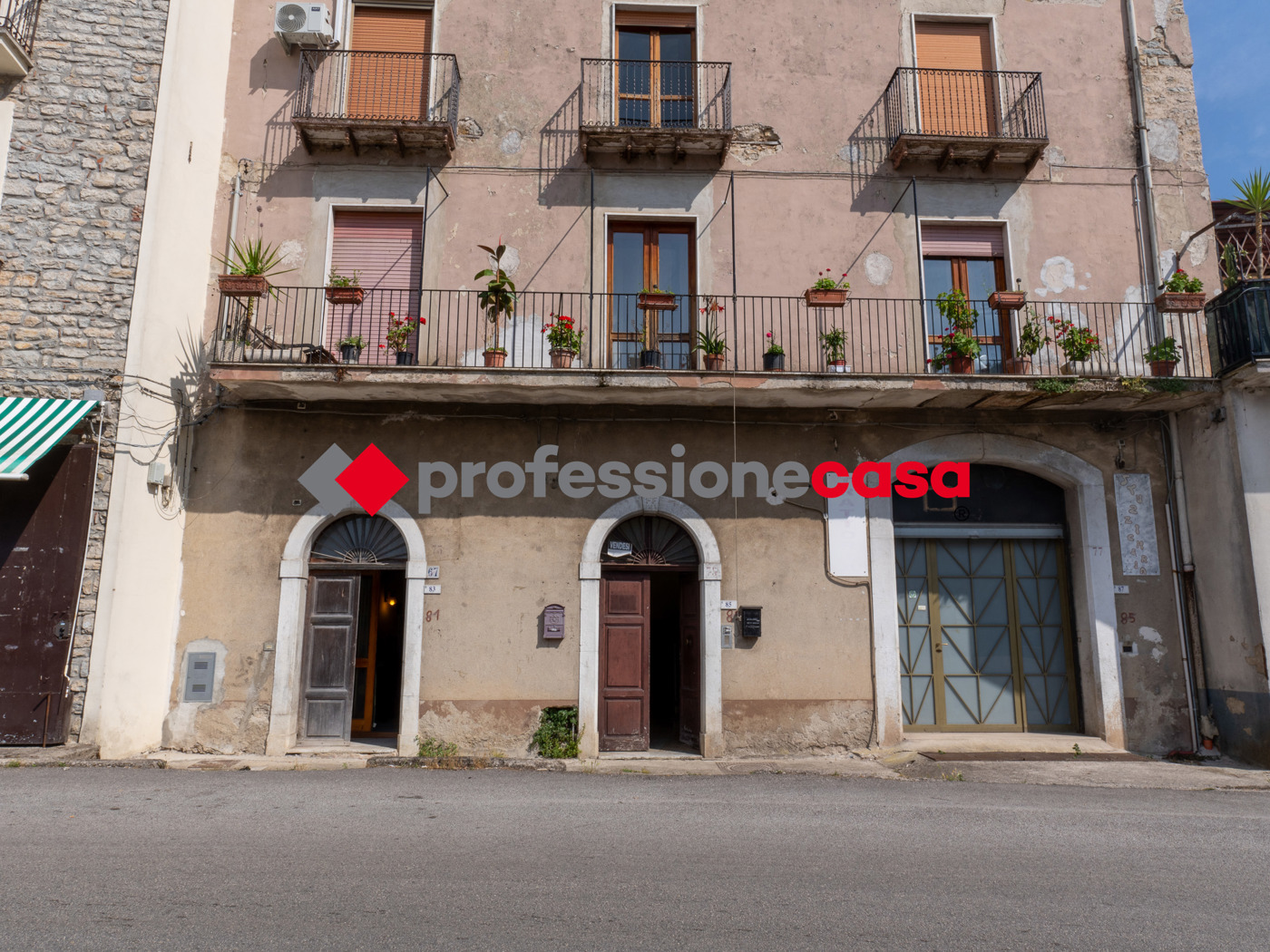 Negozio in vendita a Roccadaspide