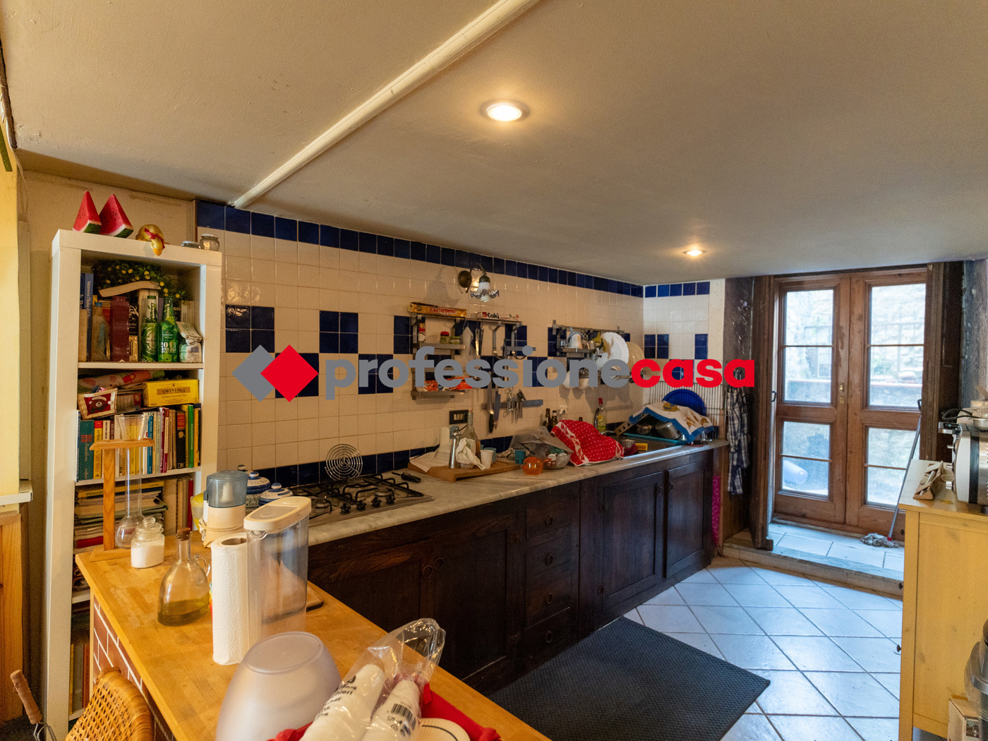 Magazzino in vendita a Roccadaspide