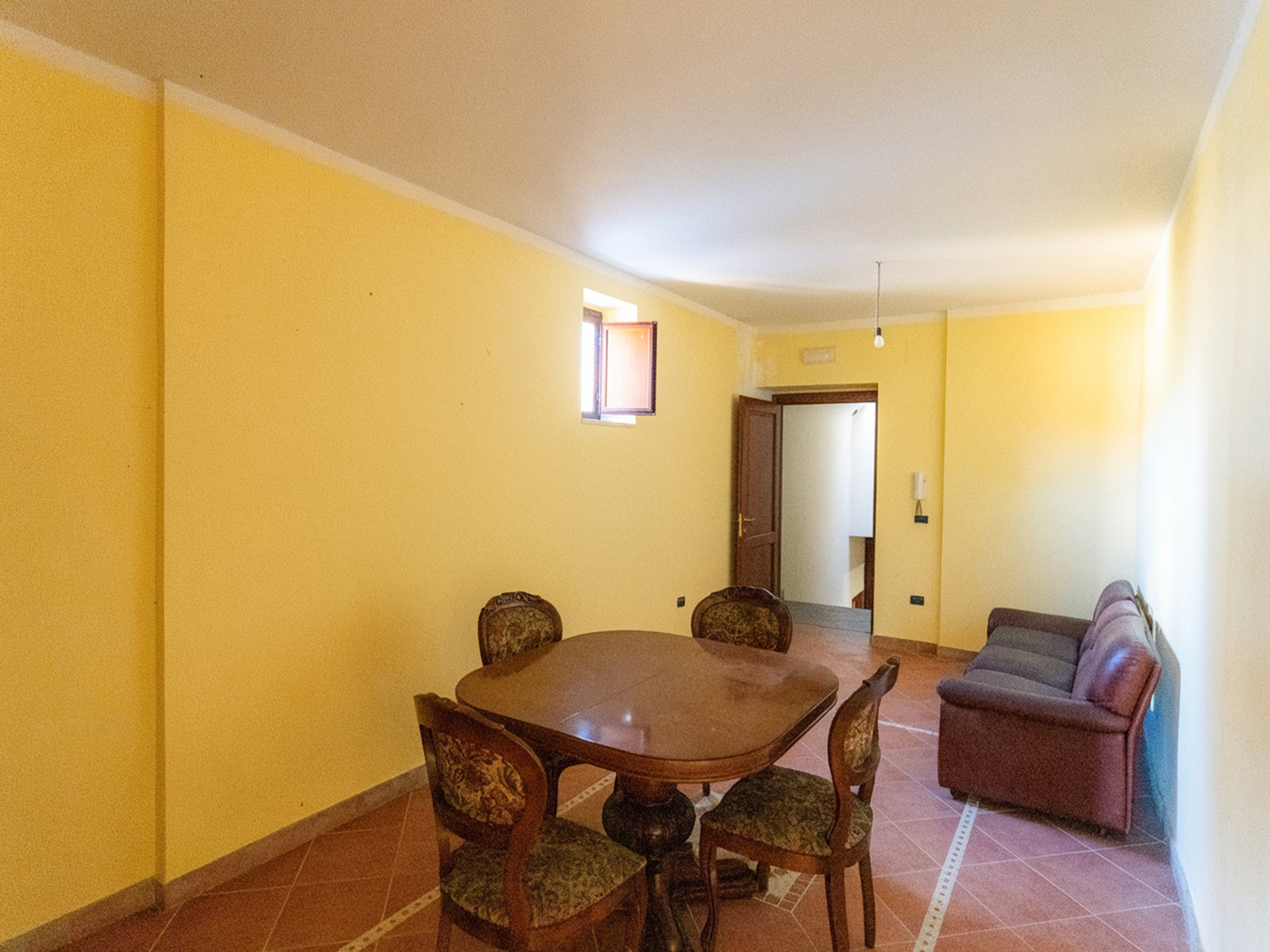 Trilocale ristrutturato a Trentinara