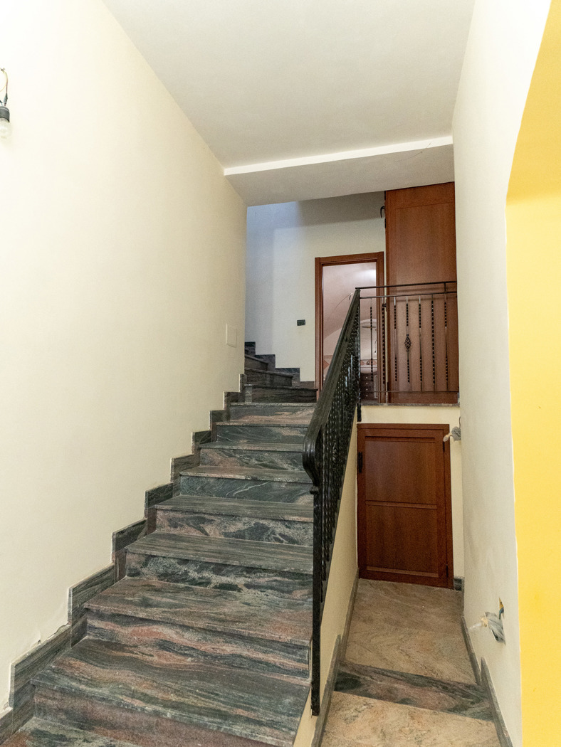 Trilocale ristrutturato a Trentinara