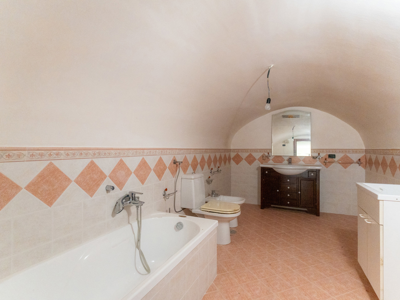 Trilocale ristrutturato a Trentinara